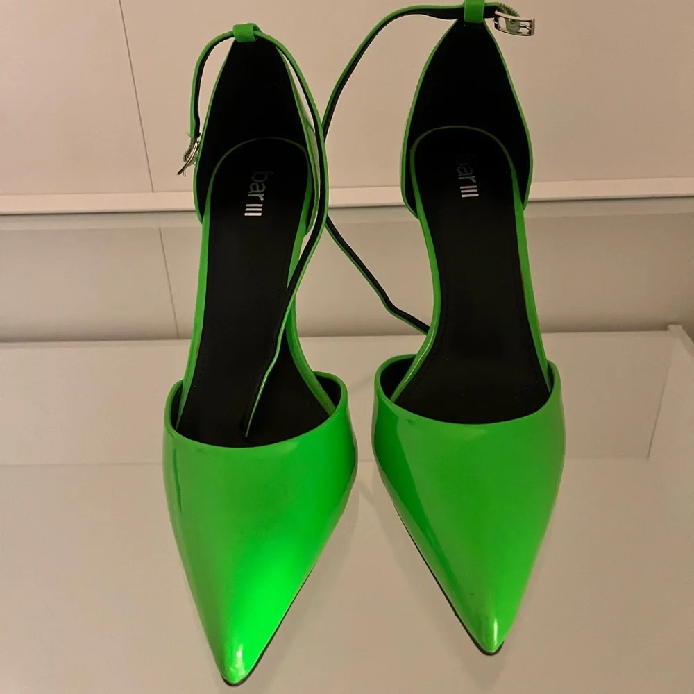 Green Strap pointed toe heels - Picture 4 of 4